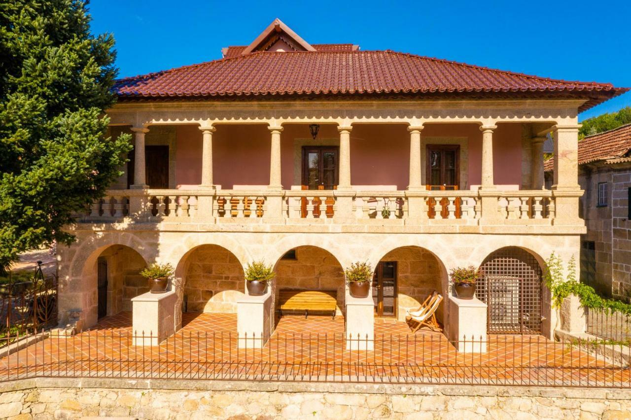 Casal Palace Мондим де Басто Екстериор снимка